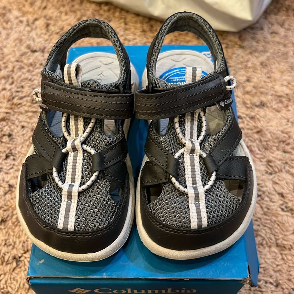 Columbia Techsun Wave Water Shoes